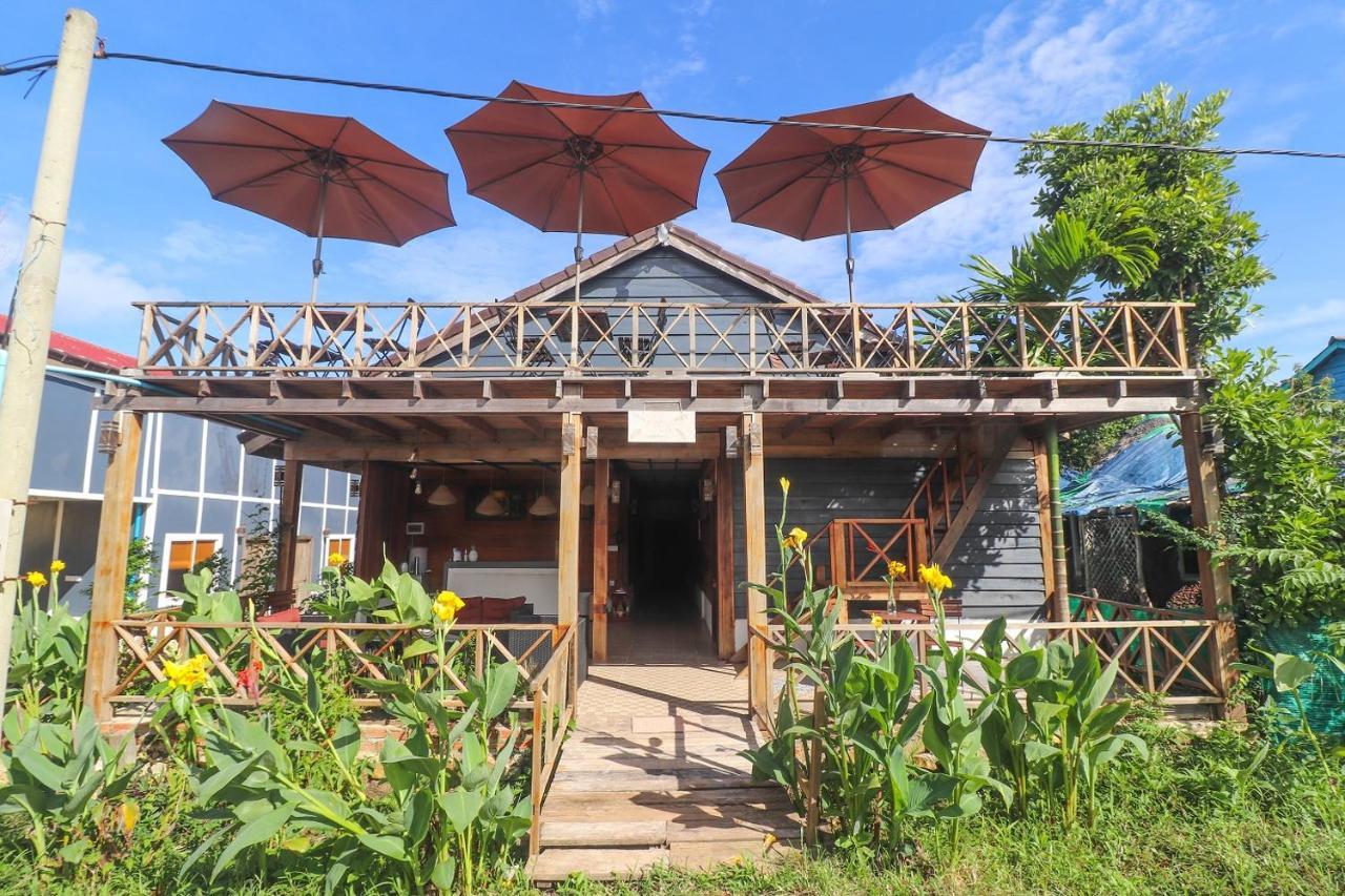 Hotel The Azure - M'Pai Bay Koh Rong Sanloem Zewnętrze zdjęcie